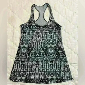 Lululemon Scoop Neck  Tank White Black Glacier Lace / Black Size small